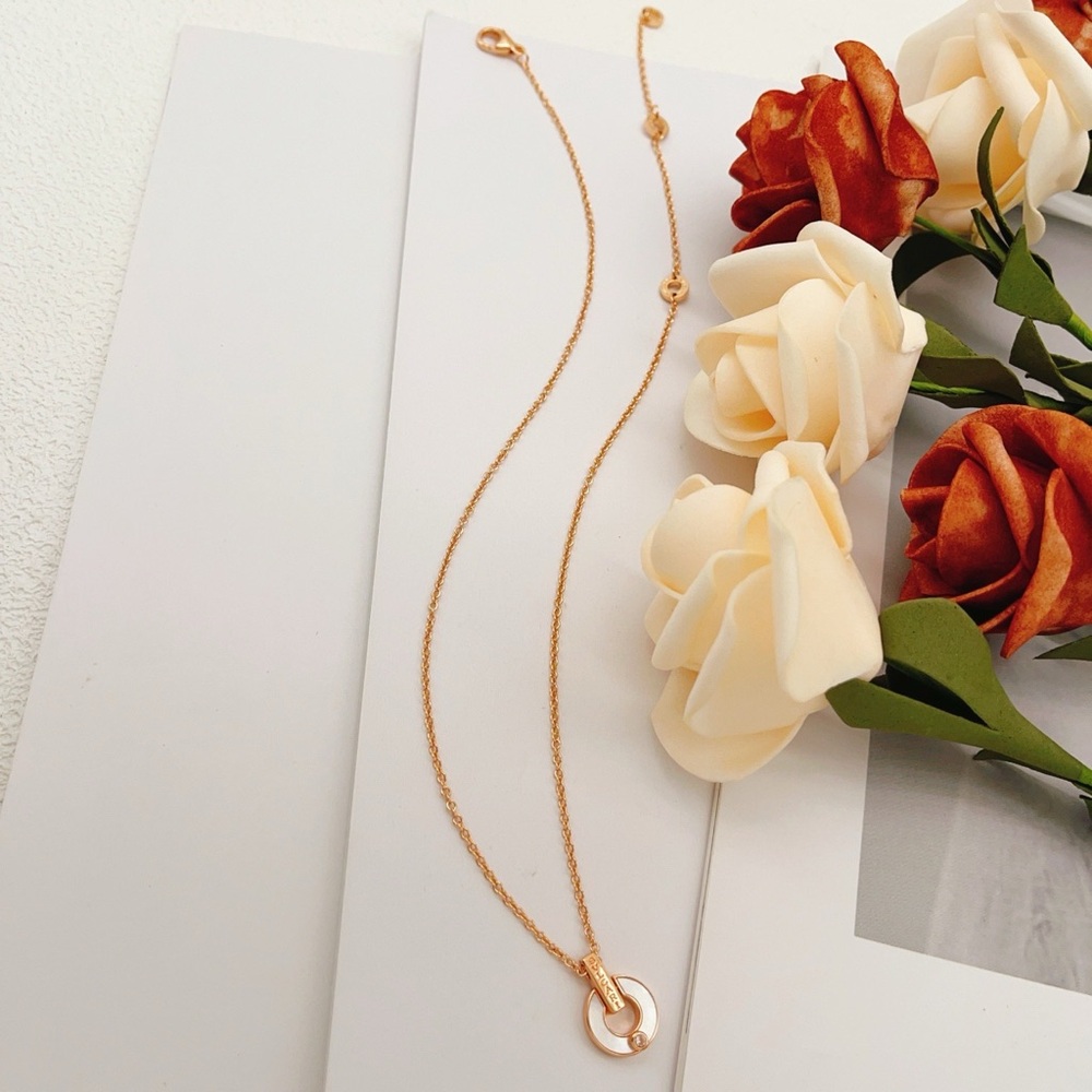 Bulgari Gold Circle Pendant Necklace - Picture 5 of 7